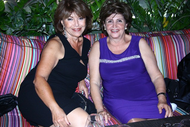 Les Folies de Caprice at Iris